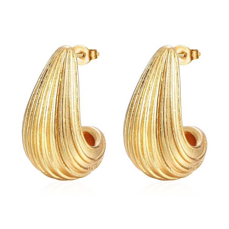 golden crest earrings in gold finish; stylish golden crest earrings for women