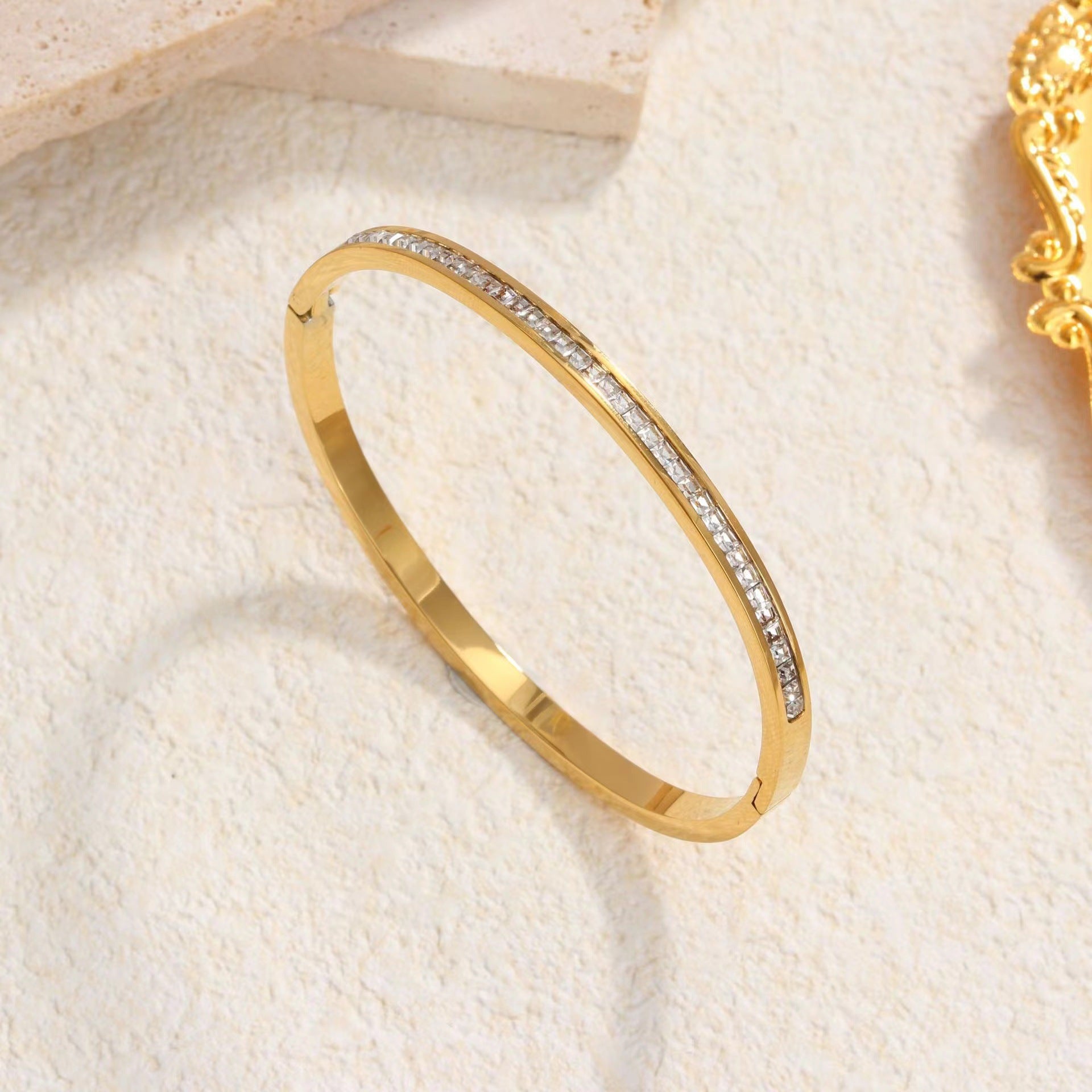 Close-up image of Twilight Gleam Bracelet on a white background
