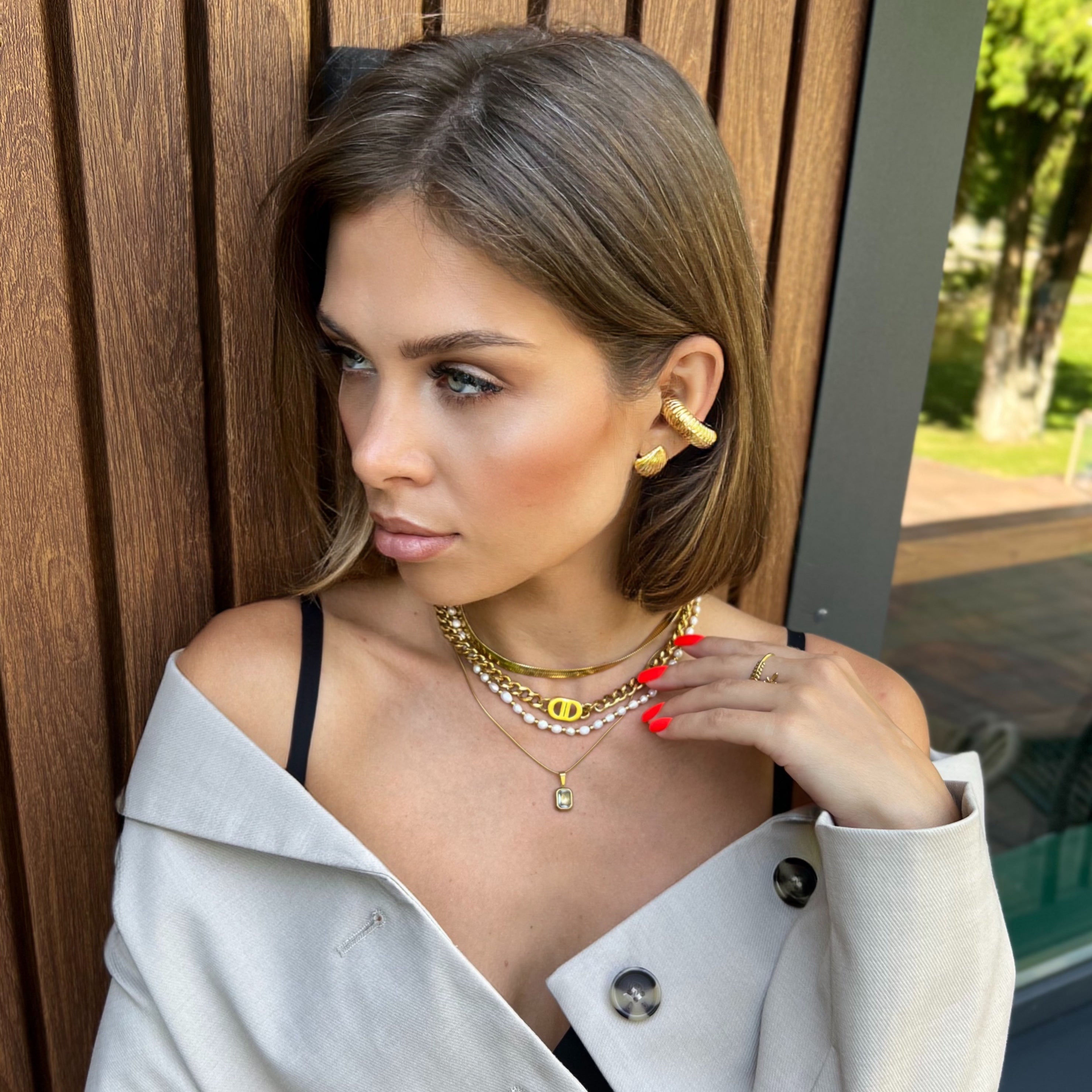 Golden Grace Necklace Set (4 Piece)