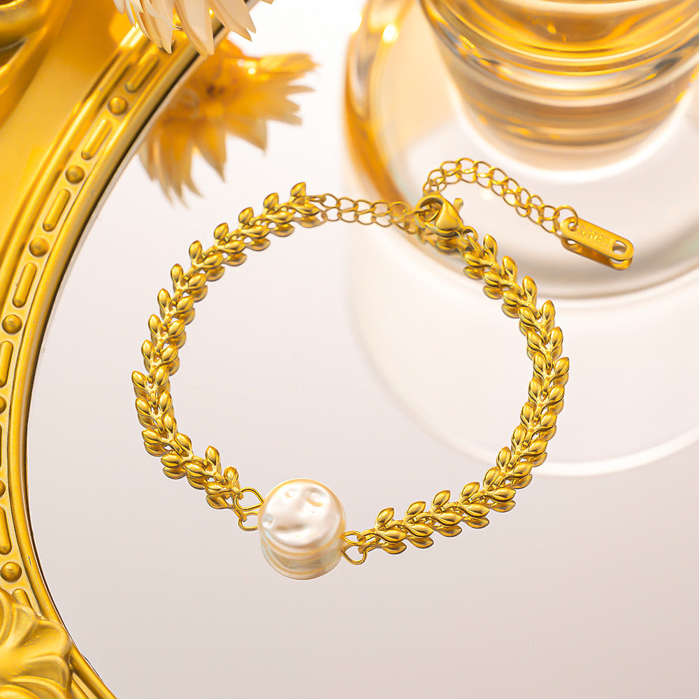 royal pearl set in premium finish; elegant royal pearl set for women