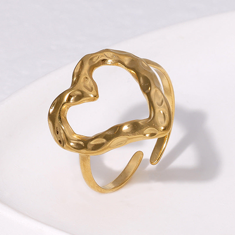 golden feather ring in gold finish; elegant golden feather ring for women