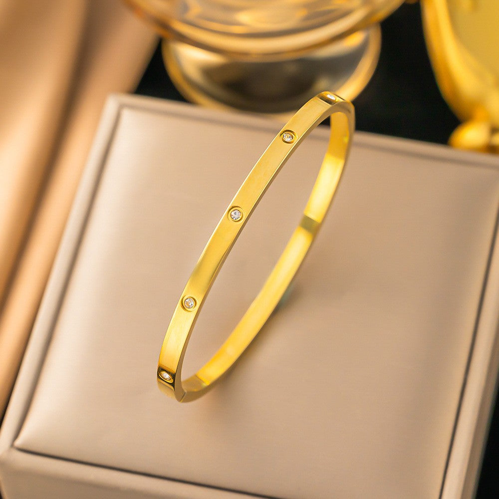 Close-up image of Diamond Dots Bracelet on a white background