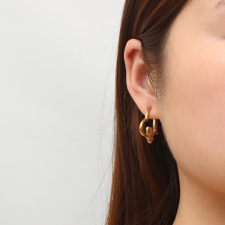 honey bloom earrings in gold finish; stylish honey bloom earrings for women