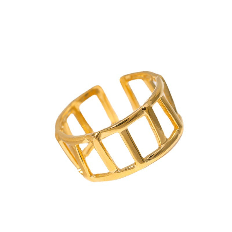 golden grid ring in gold finish; elegant golden grid ring for women