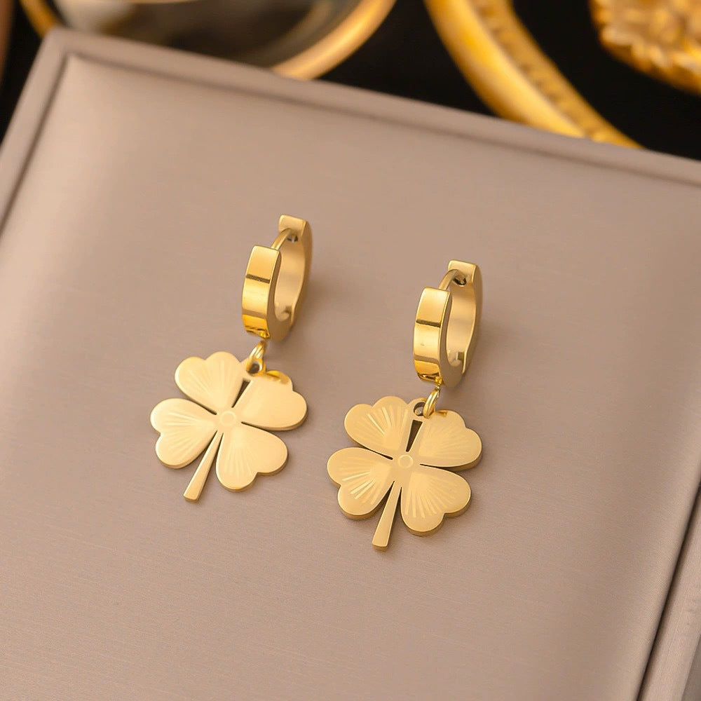 lucky bloom earrings in gold finish; stylish lucky bloom earrings for women