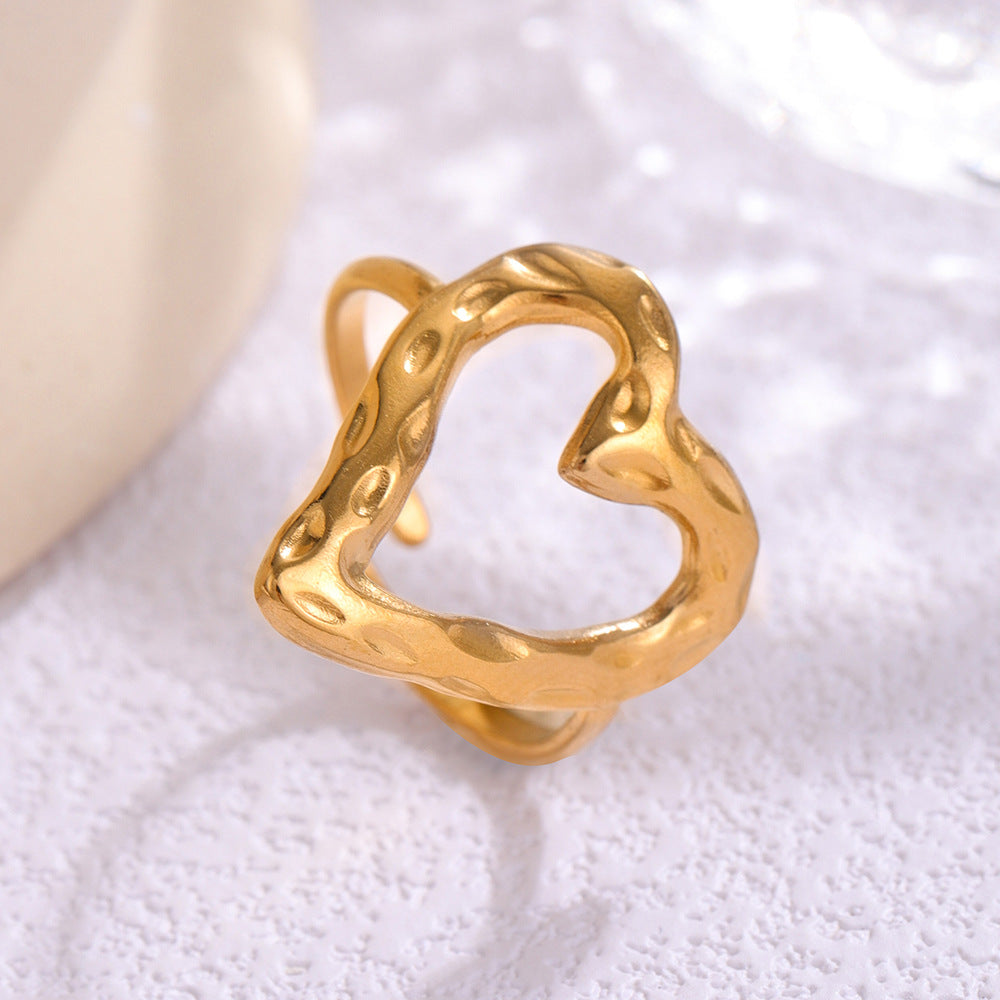 golden feather ring in gold finish; elegant golden feather ring for women