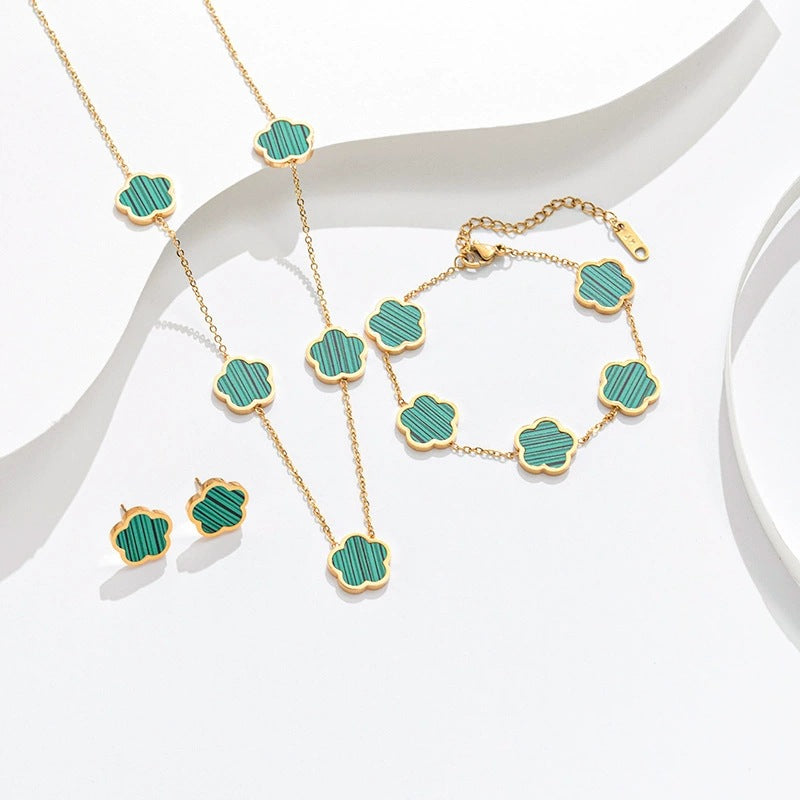 petals set in premium finish; elegant petals set for women